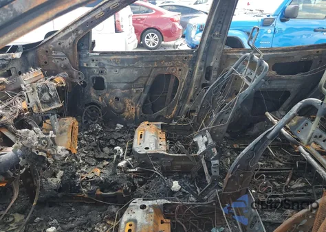 2020 Nissan Pathfinder S z USA, uszkodzony, nr VIN 5N1DR2AMXLC614895